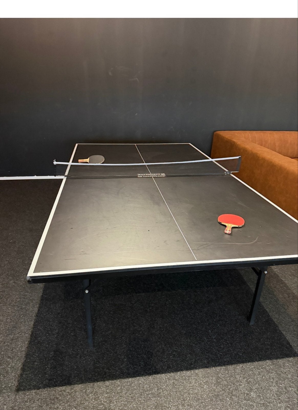 Gebruikte Tafeltennistafel met Batjes en Net, Ophalen of Verzenden, Gebruikt, Tafel Indoor, Inklapbaar
