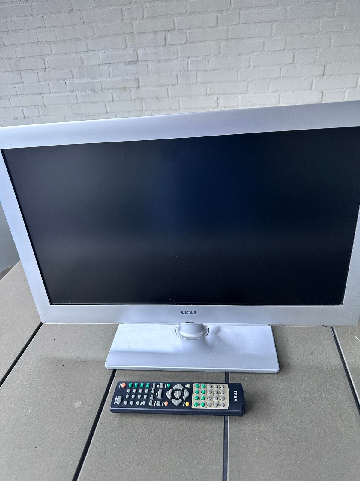 AKAI ALED2203 LED TV/DVD Combi - Compacte TV, 50 Hz, HD Ready (720p), Minder dan 40 cm, Ophalen