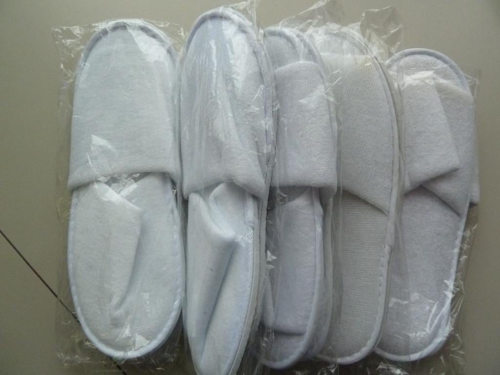 5 paar Badstof badslippers nieuw, Ophalen of Verzenden, Nieuw, Slippers