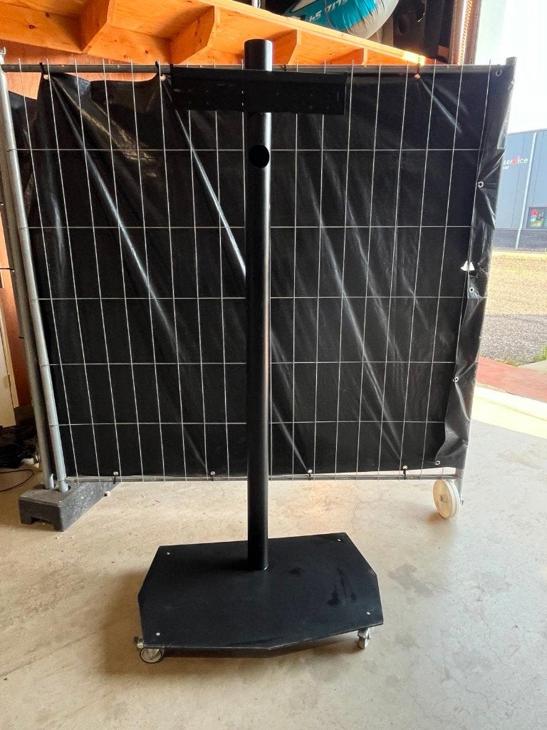 TV statieven / stands op wielen 195 cm hoog 12 stuks, Audio, Tv en Foto, Televisiebeugels, Ophalen, Gebruikt, LVG, LVG