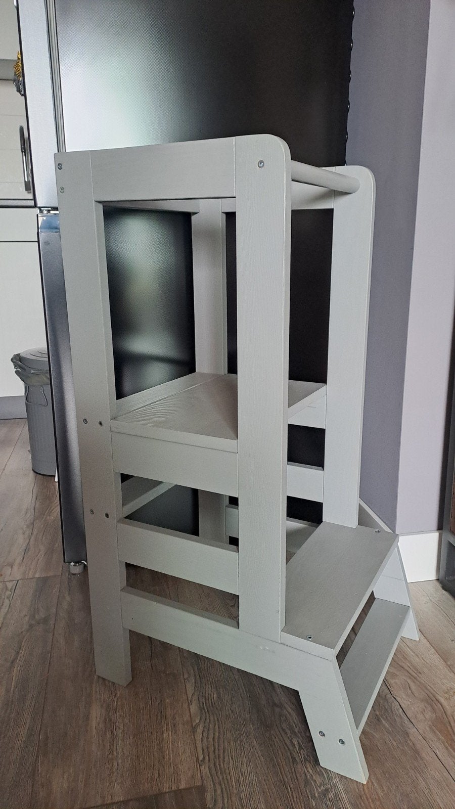 Grijze houten leertoren / keukenhulp voor kinderen, Ophalen of Verzenden, Zo goed als nieuw, Overige typen