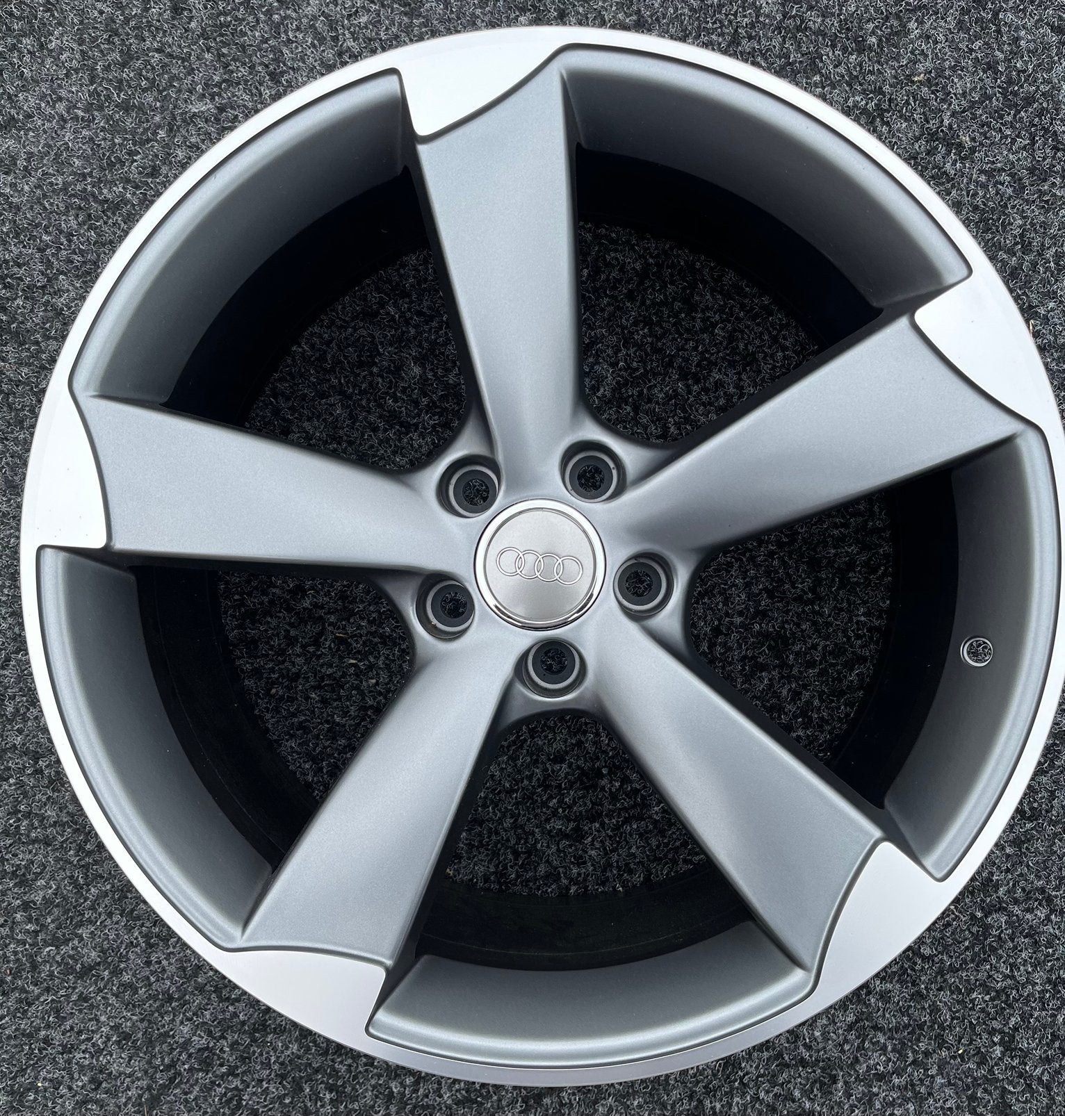 Nieuwe Audi Rotor 19inch Et 32 8,5J, Ophalen of Verzenden, Nieuw