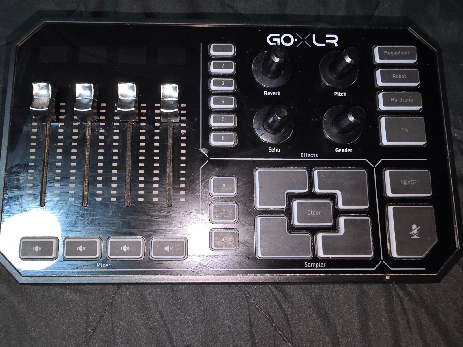 TC Helicon GoXLR - Mixer, Ophalen of Verzenden, Gebruikt, Minder dan 5 kanalen, Microfooningang