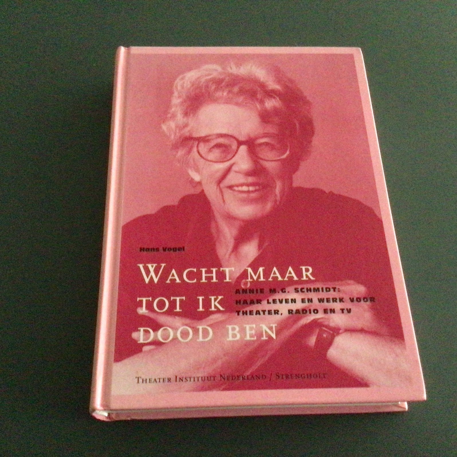 Hans Vogel - Wacht maar tot ik dood ben, Kunst en Cultuur, Hans Vogel; H. van den Bergh, Ophalen of Verzenden, Zo goed als nieuw