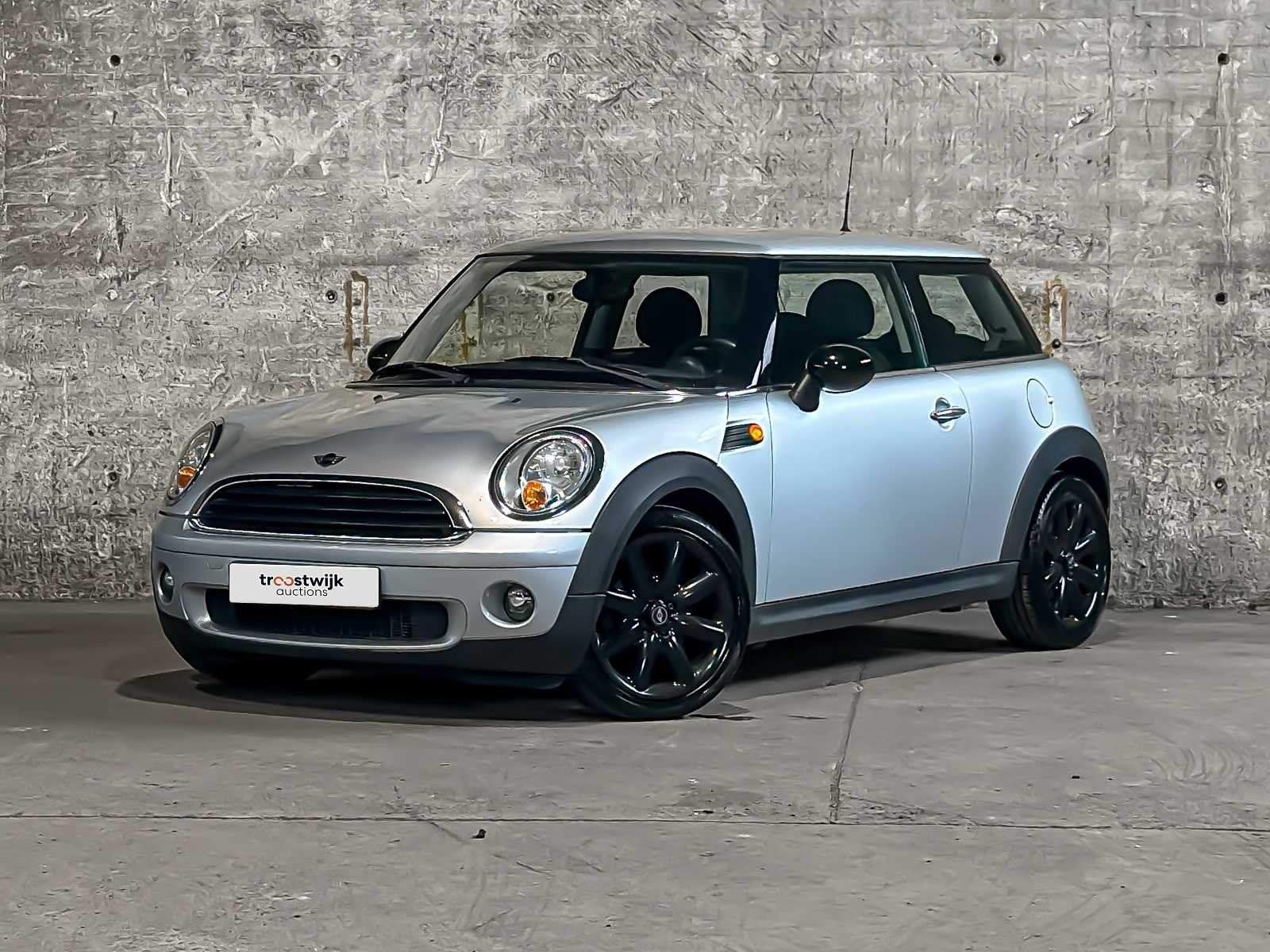 MINI 3-Deurs 1.4 One 95pk 2007 (Origineel-NL), 51-XP-RV, Auto's, Voorwielaandrijving, Gebruikt, 4 stoelen, 49 €/maand