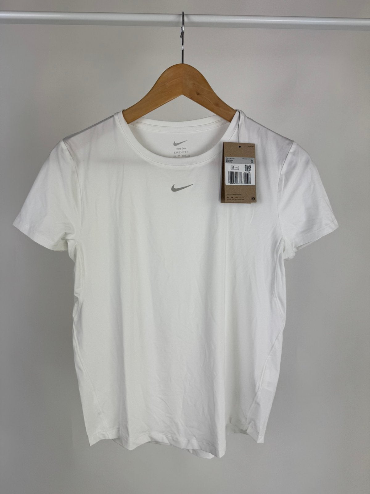NIEUW! Nike One Classic Dri-FIT damestop wit – maat XS, Kleding | Dames, Wit, Nieuw, Ophalen of Verzenden, Hardlopen of Fietsen