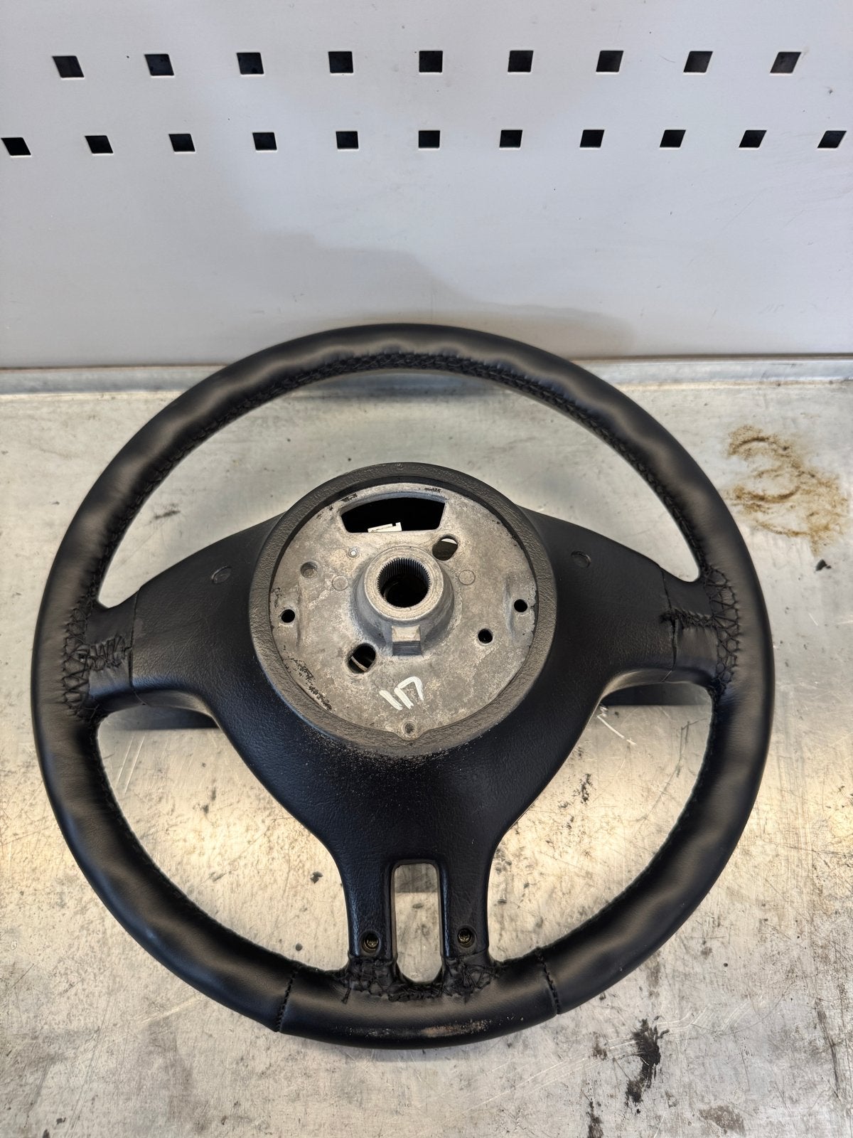 BMW E46 Sportstuur - Opnieuw Bekleed Stuurwiel, Auto-onderdelen, Besturing, Ophalen, Gereviseerd, BMW