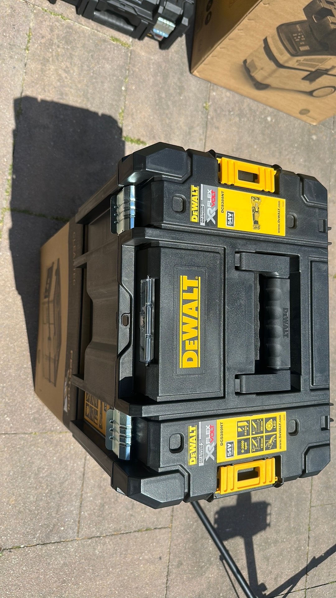 Nieuwe Dewalt DCS389NT reciprozaag ( Flexvolt ), Ophalen of Verzenden, Zo goed als nieuw, Zaag, DeWalt
