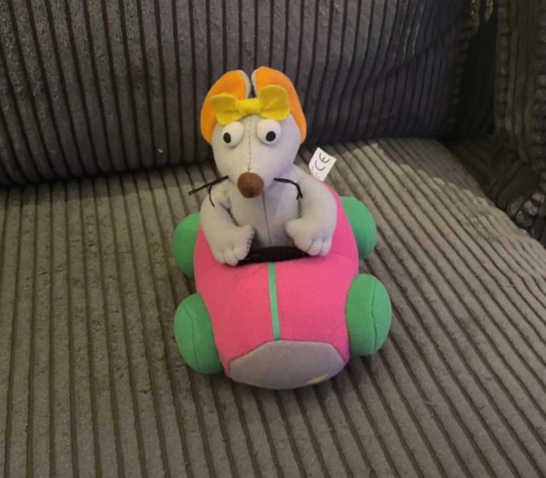 Ieniemienie Sesamstraat knuffel in terugtrek auto, Kinderen en Baby's, Ophalen of Verzenden, Grijs, Muis