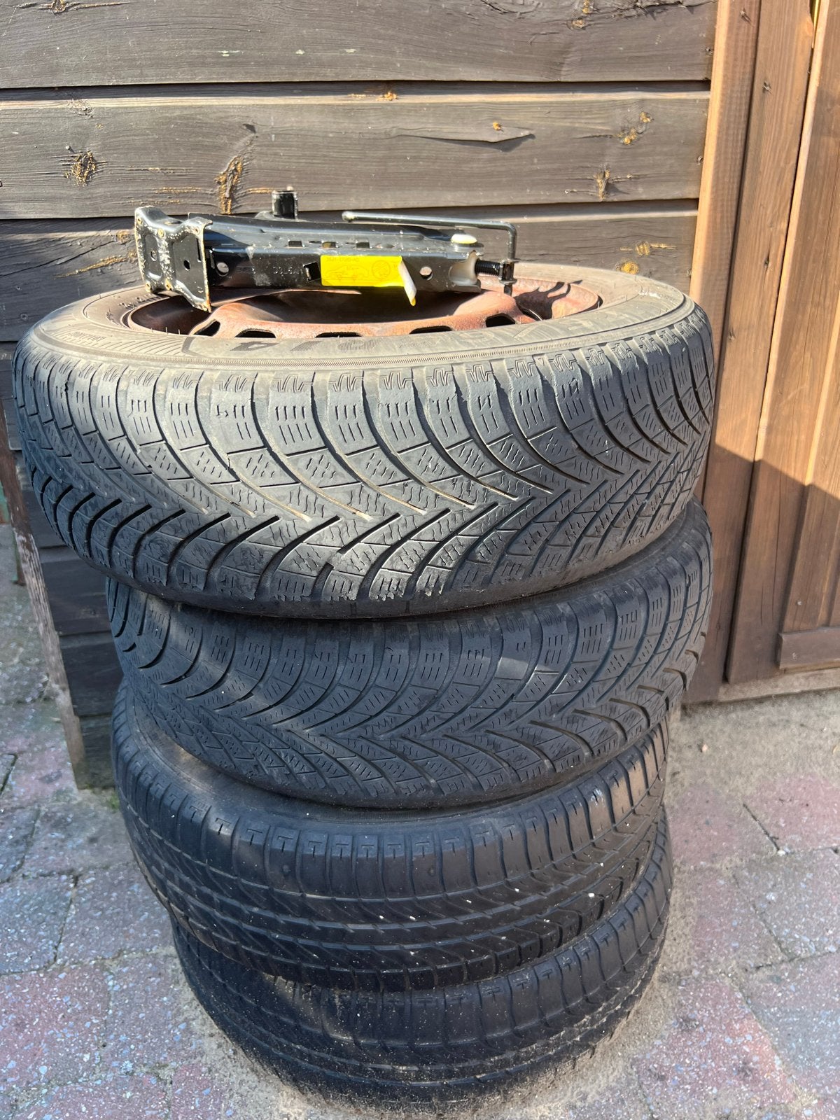 4 staalvelgen 14 inch met winterbanden 175/65/14, Auto diversen, Ophalen, Gebruikt