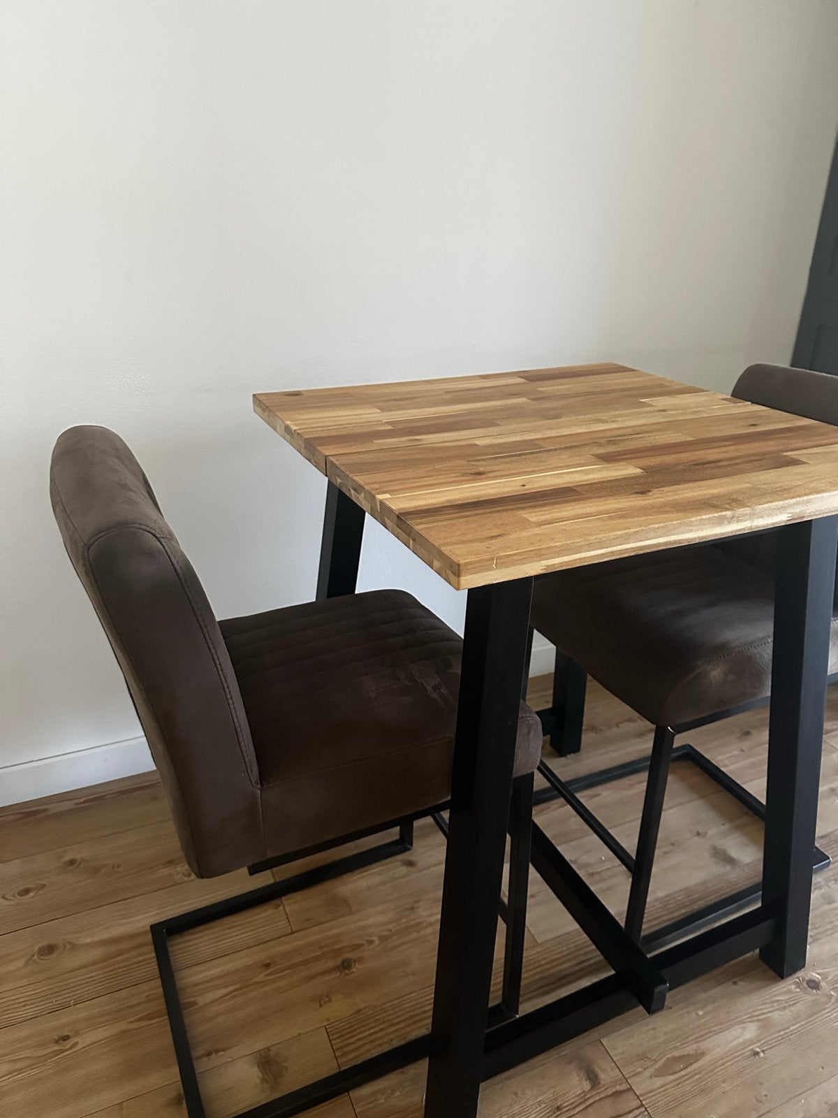 Bartafelset: IKEA tafel met Woonexpress stoelen, Ophalen, Gebruikt, 100 tot 150 cm, Vierkant