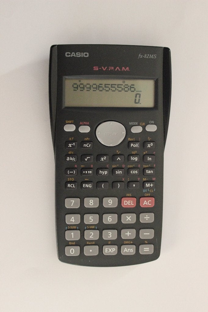 grafische rekenmachine  casio  fx-82ms, Ophalen of Verzenden, Grafische rekenmachine, Gebruikt