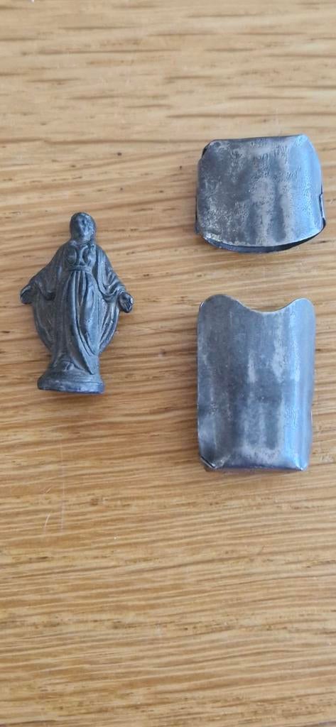 Antieke Maria beeldje met metalen behuizing, Ophalen of Verzenden