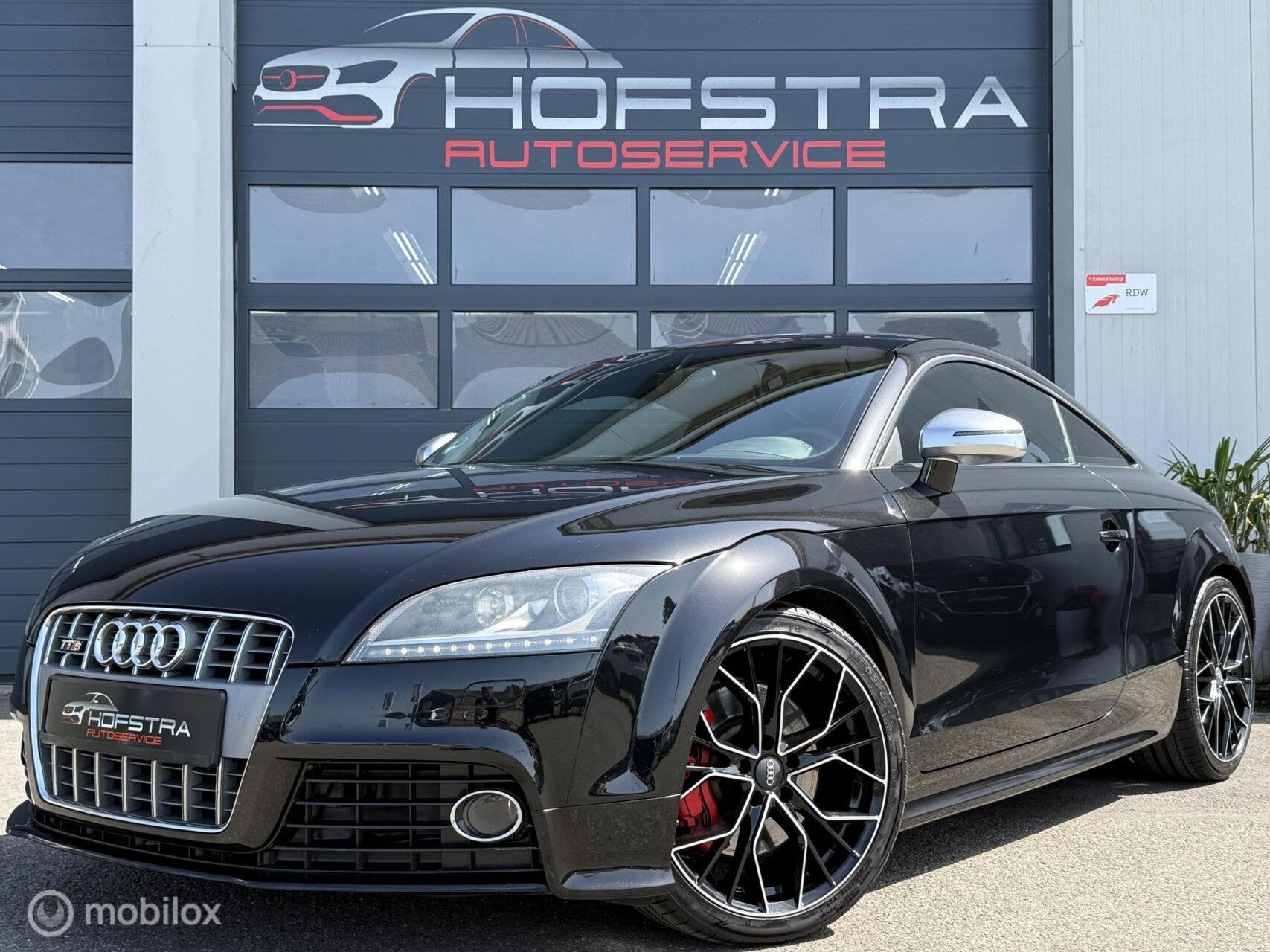 Audi TT 2.0 T TTS Stoelverw Bose Xenon 19inch Orig-NL NAP UN, Auto's, Audi, 13 km/l, Euro 5, Gebruikt, 1370 kg