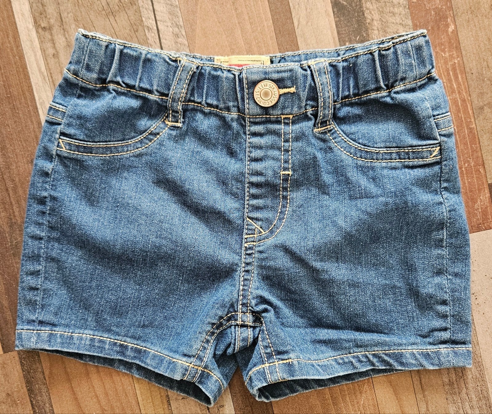 Levi's spijkerbroekje voor baby's - 36M, Kinderen en Baby's, Kinderkleding | Overige, Ophalen of Verzenden, Zo goed als nieuw