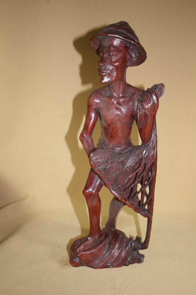 Balinees houten beeld visser 39 cm, Antiek en Kunst, Ophalen of Verzenden, Handgemaakt, 20 - 50 cm, Beeld