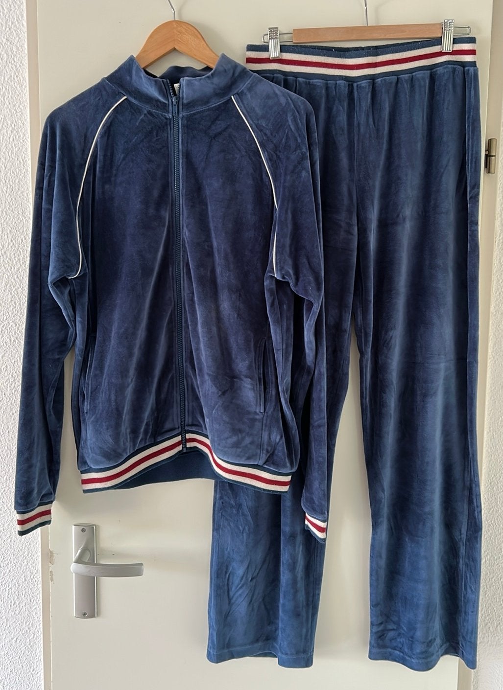 Huispak fluweel blauw L, Ophalen of Verzenden, Zo goed als nieuw, Maat 38/40 (M), Blauw