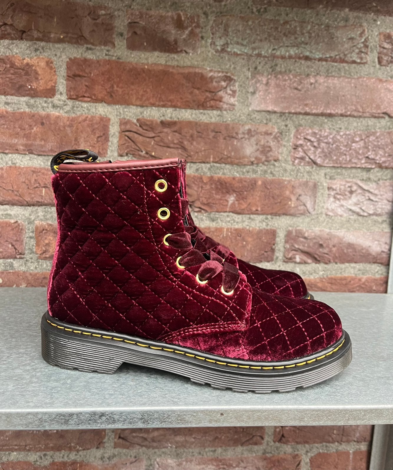 Dr. Martens 1460 J Quilted velvet maat 35 en 36, Dr. Martens, Docs, Meisje, Docs