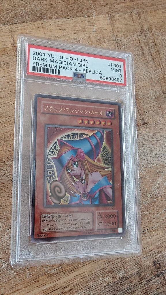 Yu-Gi-Oh! Dark Magician Girl P4-01 PSA 9 Japanse Kaart, Hobby en Vrije tijd, Verzamelkaartspellen | Yu-gi-Oh!, Ophalen of Verzenden
