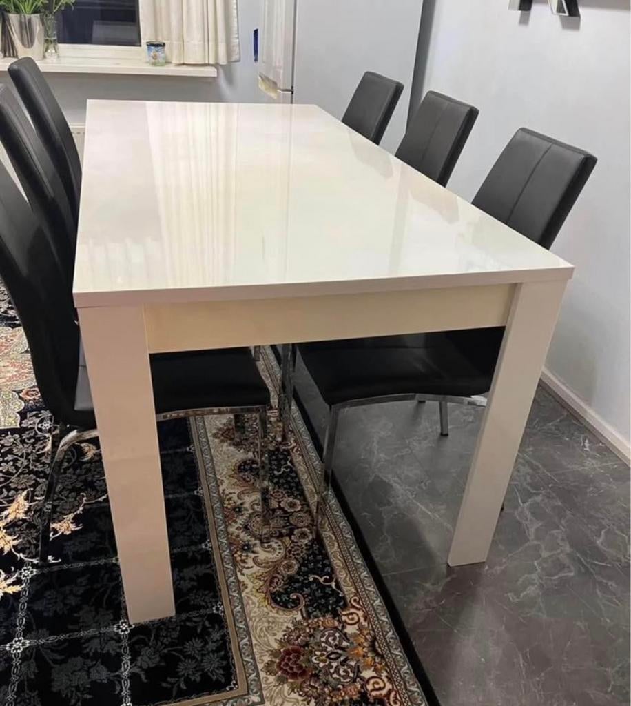 Hoogglans eettafel 180x90 cm, Huis en Inrichting, Complete inboedels, Ophalen of Verzenden