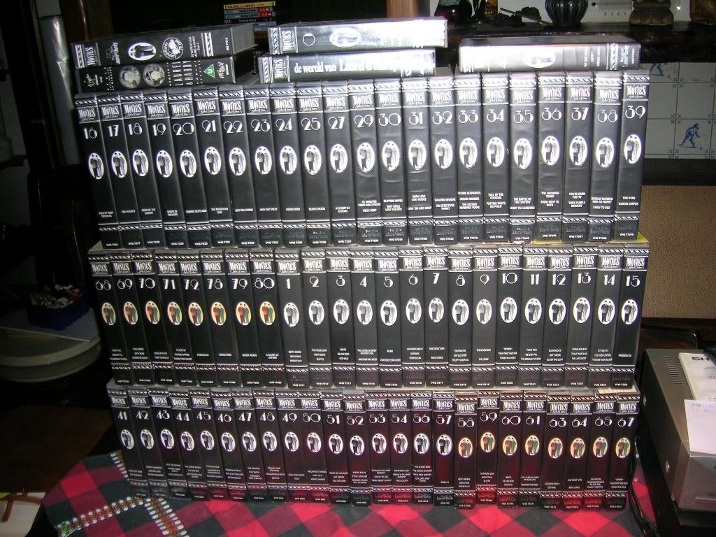 Videobanden Stan Laurel & Hardy met VHS Recorder, Alle leeftijden, Ophalen, Zo goed als nieuw, Komedie