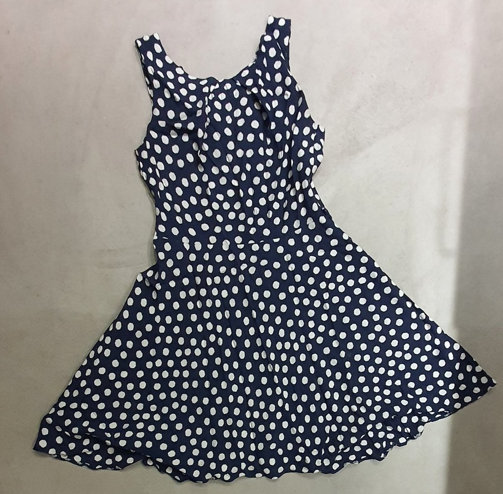 Apricot polka dot jurk M – wit blauw speels, Ophalen of Verzenden, Zo goed als nieuw, Maat 38/40 (M), Blauw