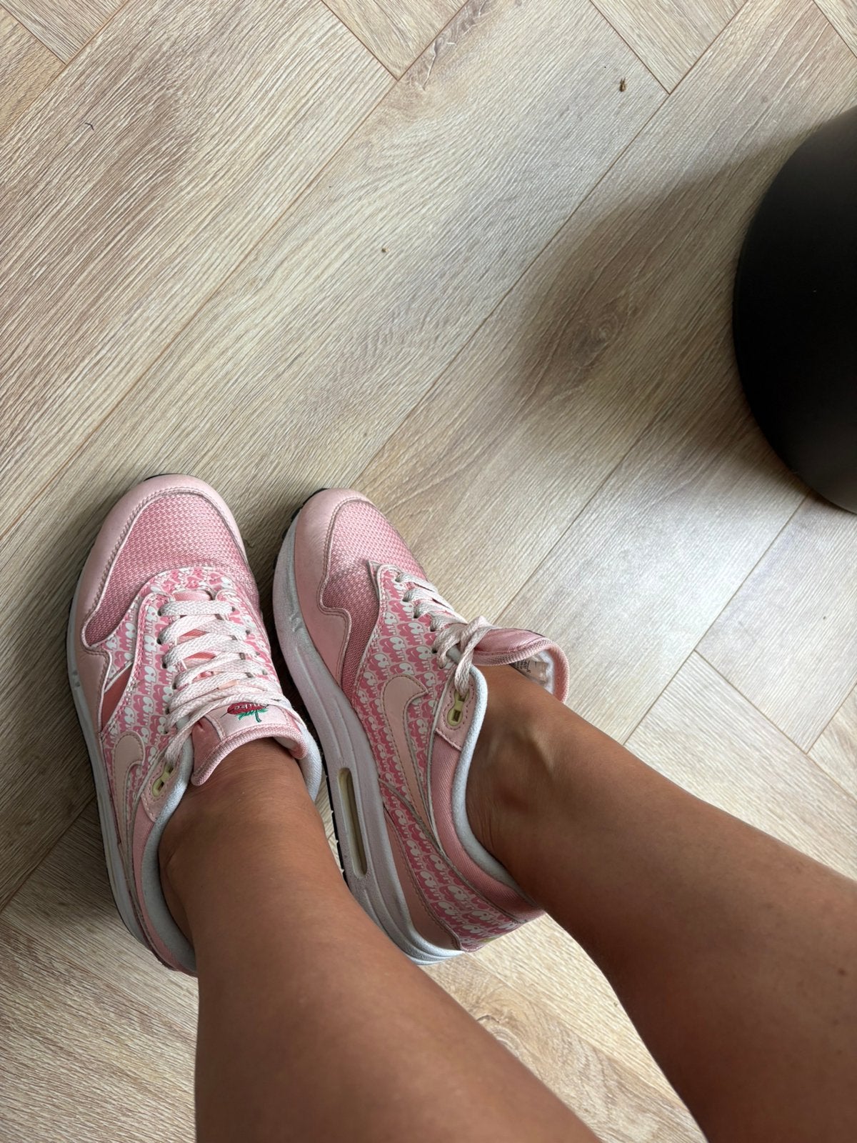 Nike Air Max 1 Premium Strawberry Lemonade CJ0609-600 EU 39, Kleding | Dames, Schoenen, Ophalen of Verzenden, Zo goed als nieuw