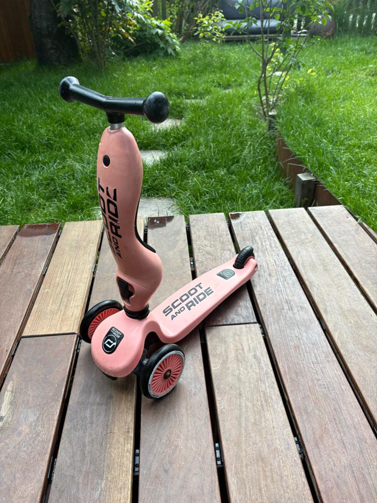Scoot and Ride Highwaykick 1 - Roze, Fietsen en Brommers, Steps, Ophalen, Gebruikt, Gewone step