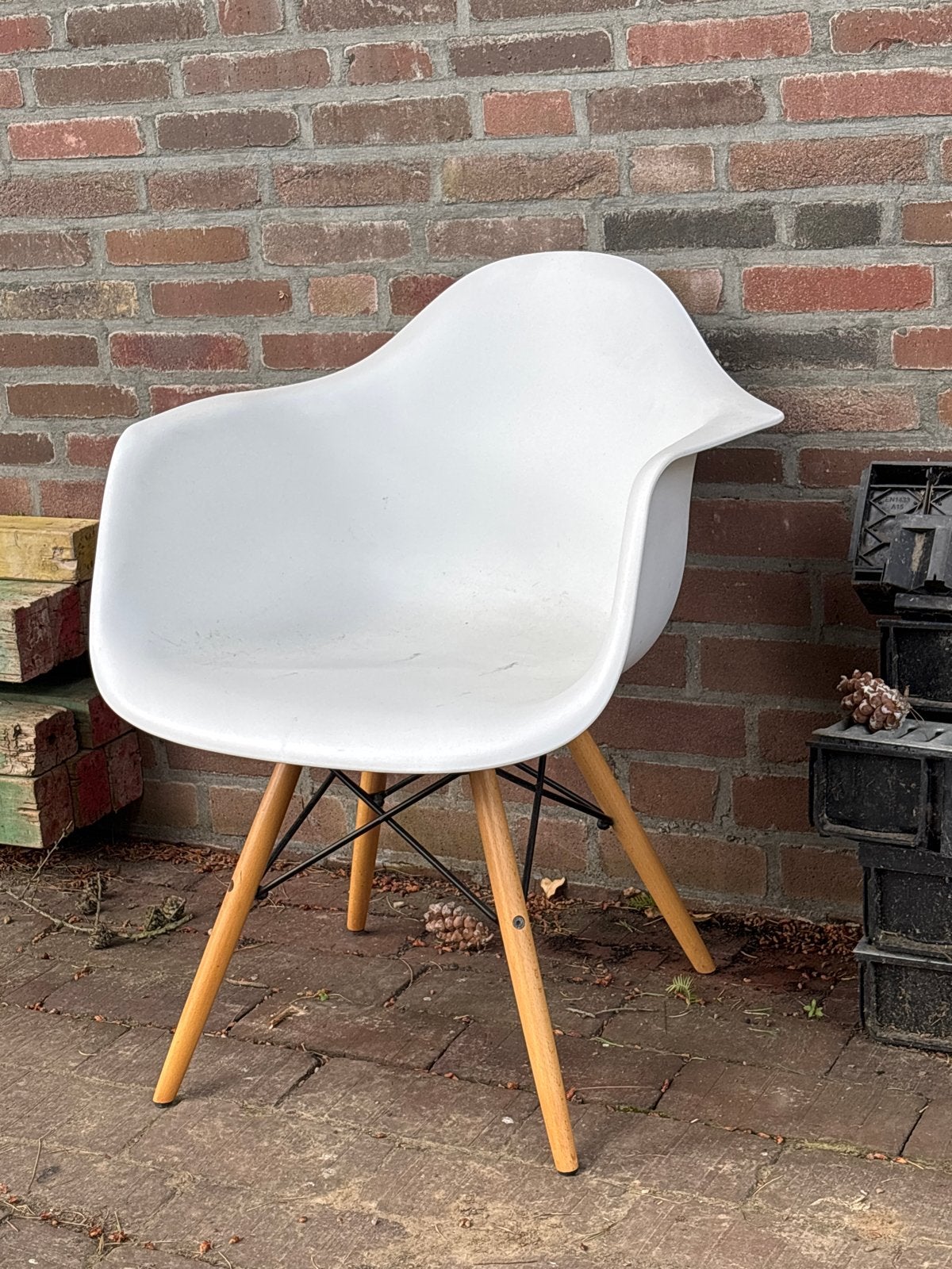 Witte stoelen met houten poten, Ophalen, Gebruikt, Wit, Eén