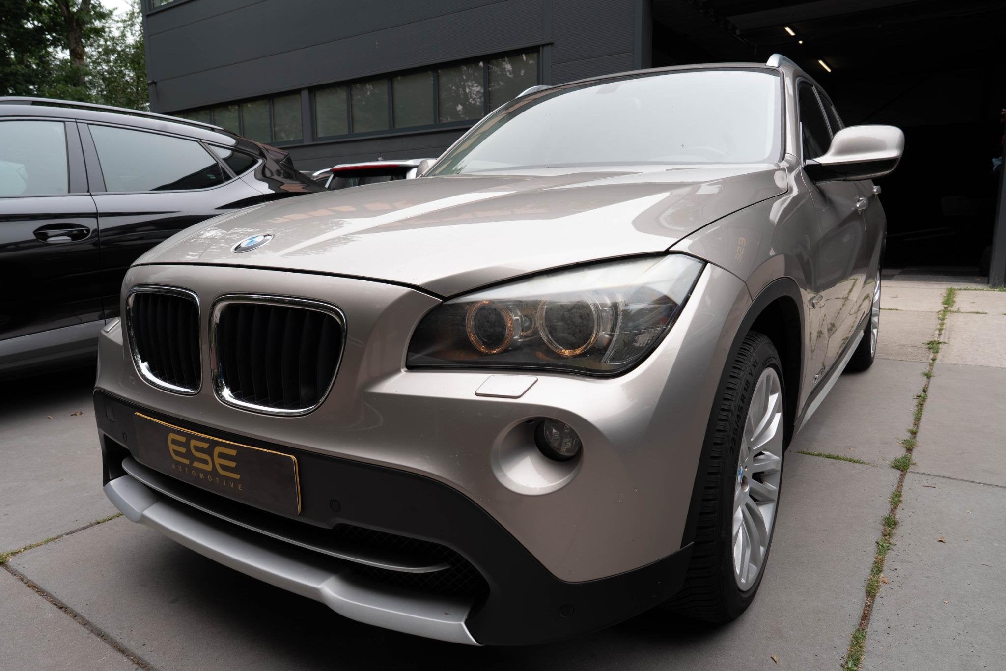 Foto 27 van BMW X1 xDrive20i Business | Navigatie | Pano | Cruise | Airc
