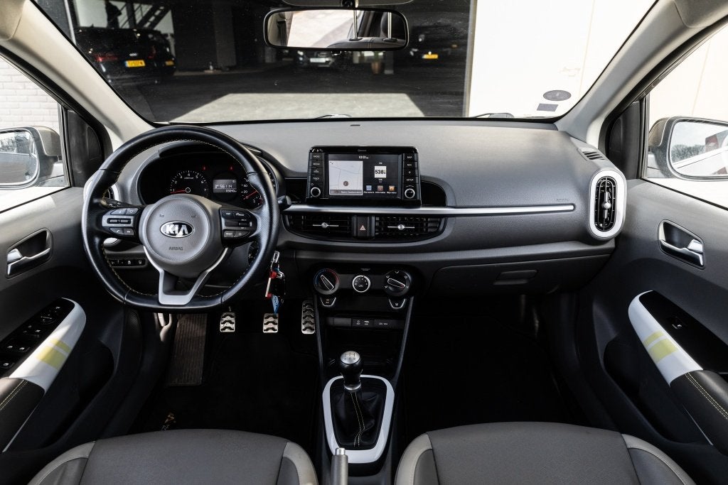 Kia Picanto T-GDI X-Line | Camera | Cruise | Tel Draadloos o, Auto's, Keurmerk '100% Onderhouden', 86 pk, Gebruikt, Zwart