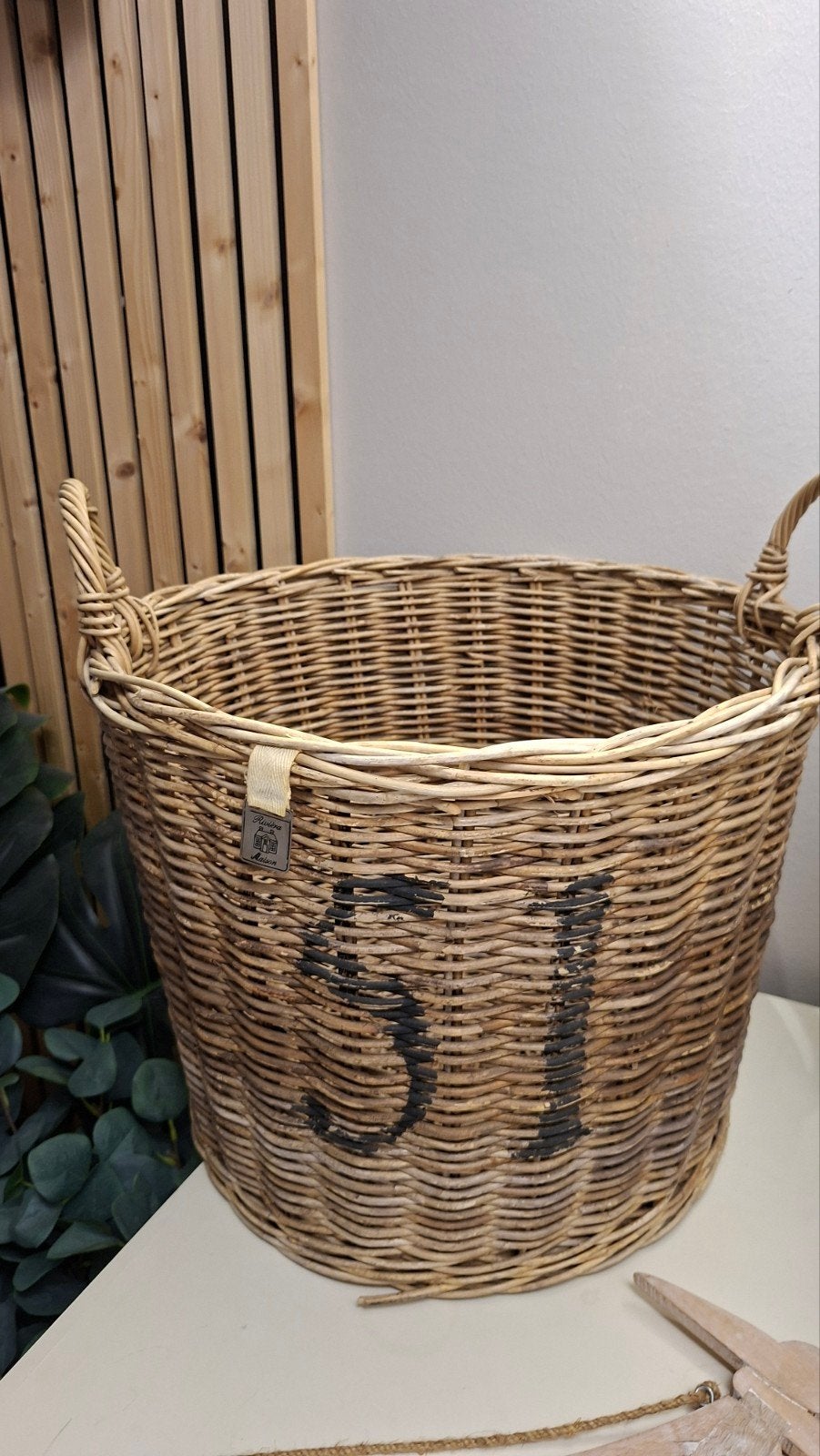 Leuke riviera maison mand, Ophalen, Zo goed als nieuw, Rond, Riet