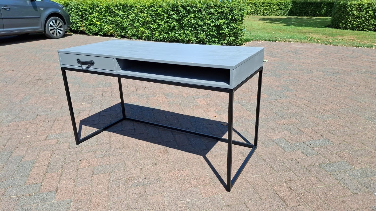 Te koop bureau 130 x 58  75,5 hoog, Kinderbureau, Ophalen of Verzenden, Zo goed als nieuw, Modern
