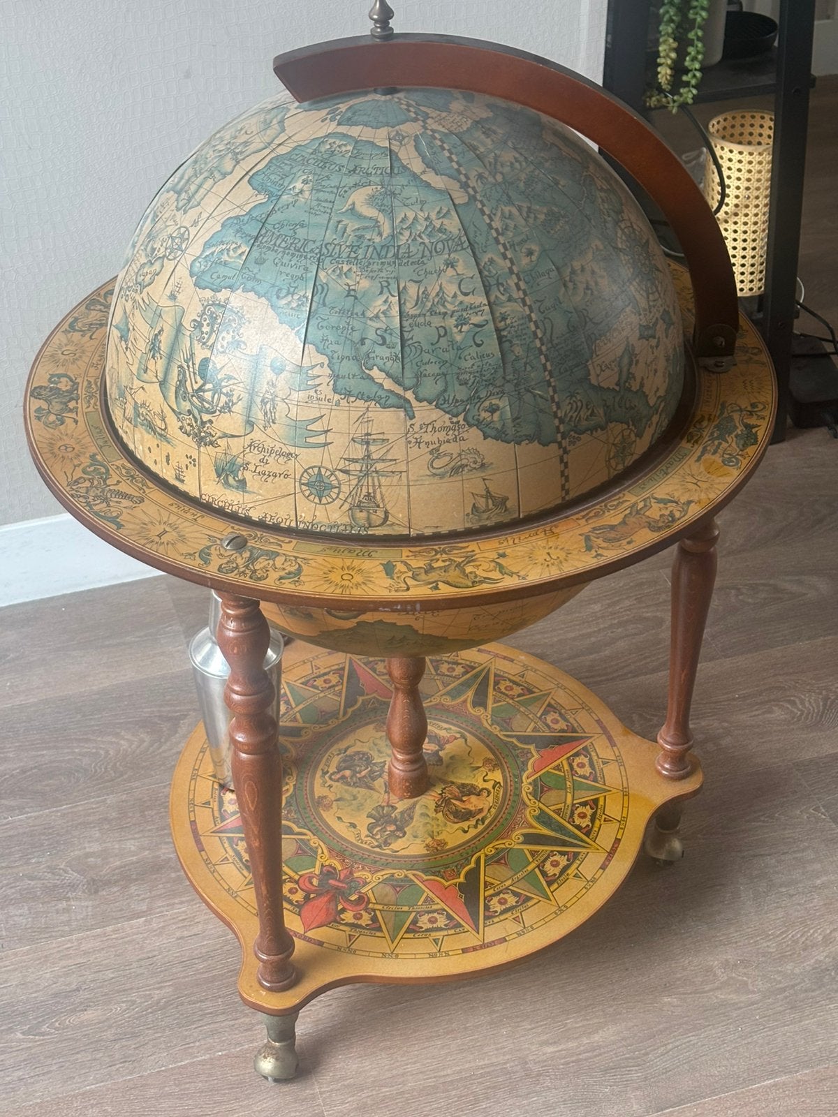 Oldskool drank globe, Ophalen, Gebruikt, Globebar