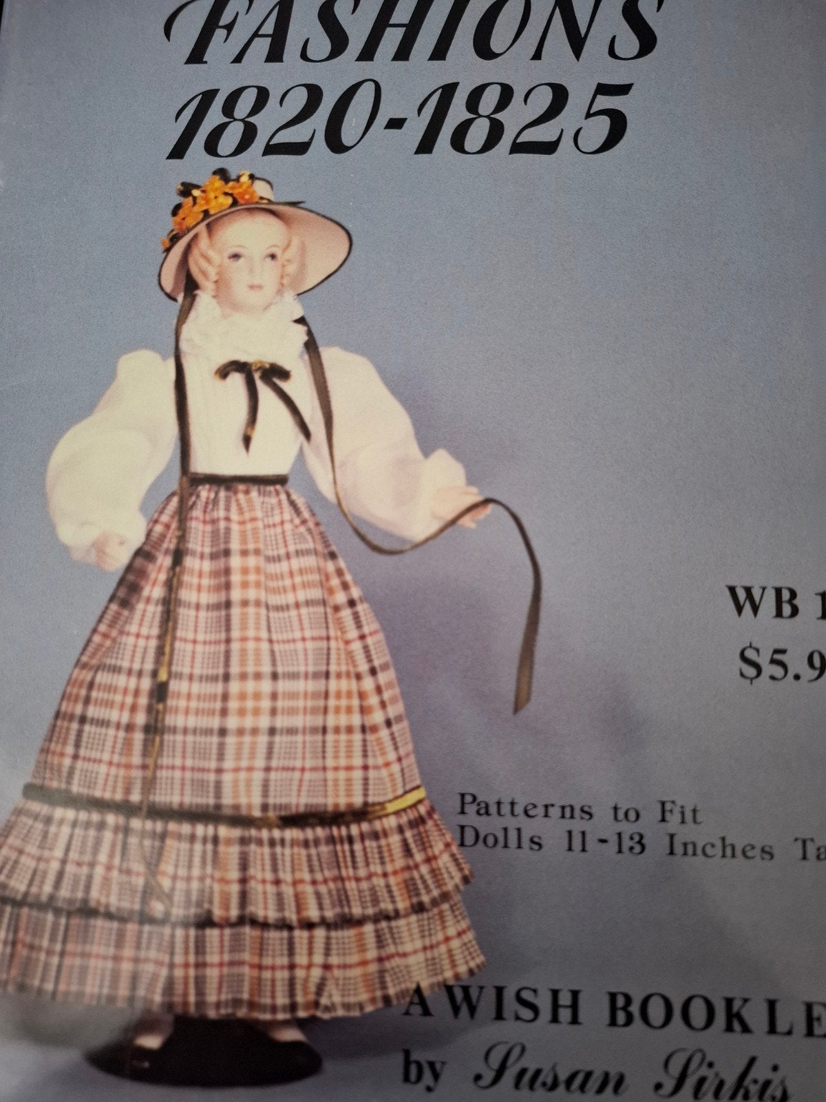 Vintage Poppenkleding Patronen Boek 1820-1825, Hobby en Vrije tijd, Kledingpatronen, Ophalen of Verzenden