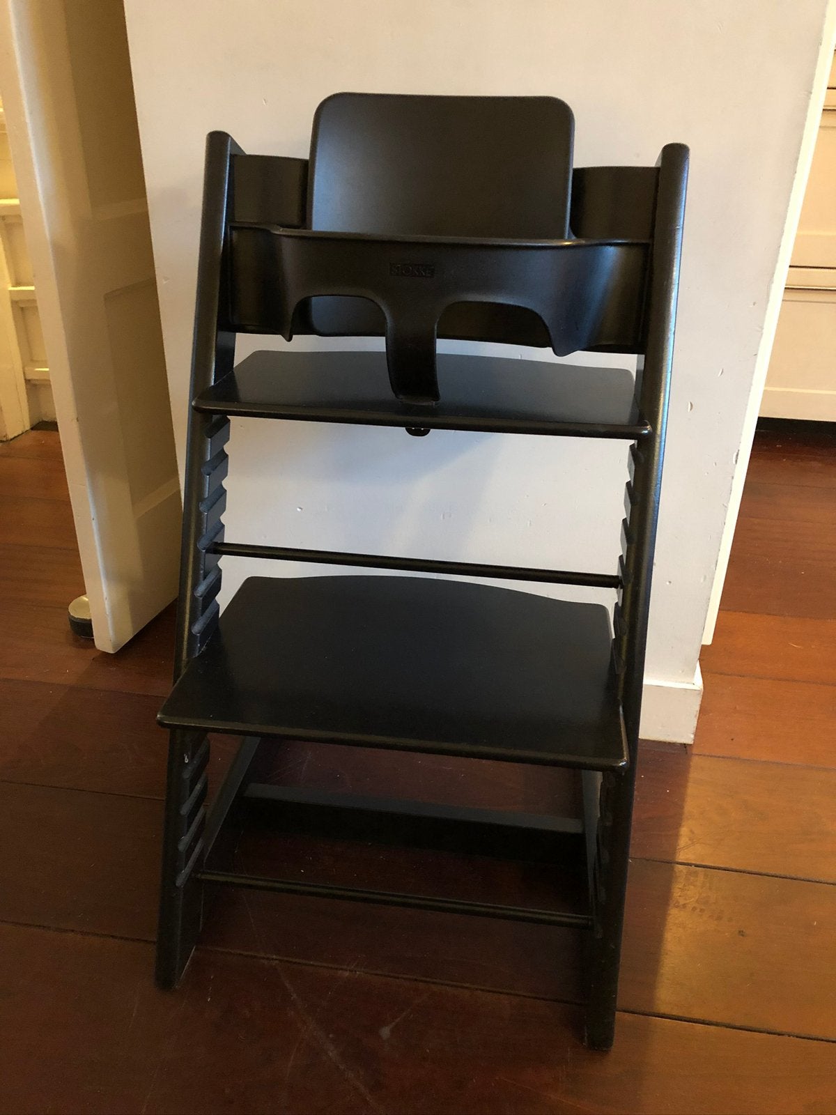 Zwarte stokke tripp trapp incl babyset, Ophalen, Zo goed als nieuw, Meegroeistoel, Stoelverkleiner