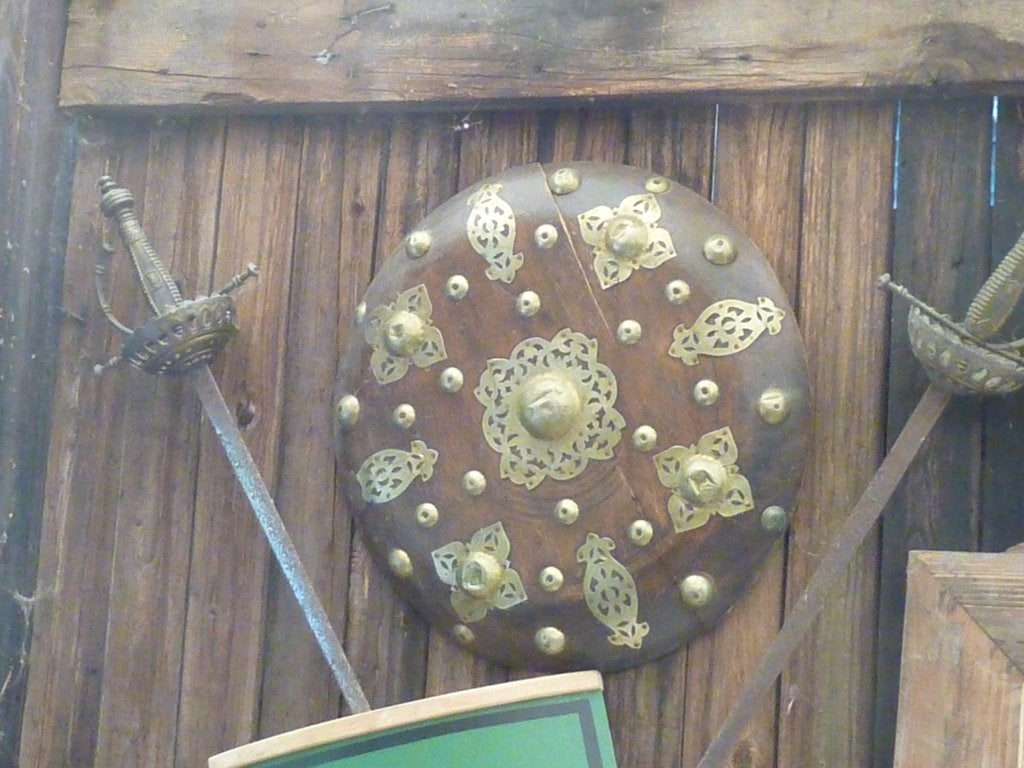 Militair Antiek schild Oosters. Hout met koperbeslag., Ophalen of Verzenden, Landmacht, Nederland