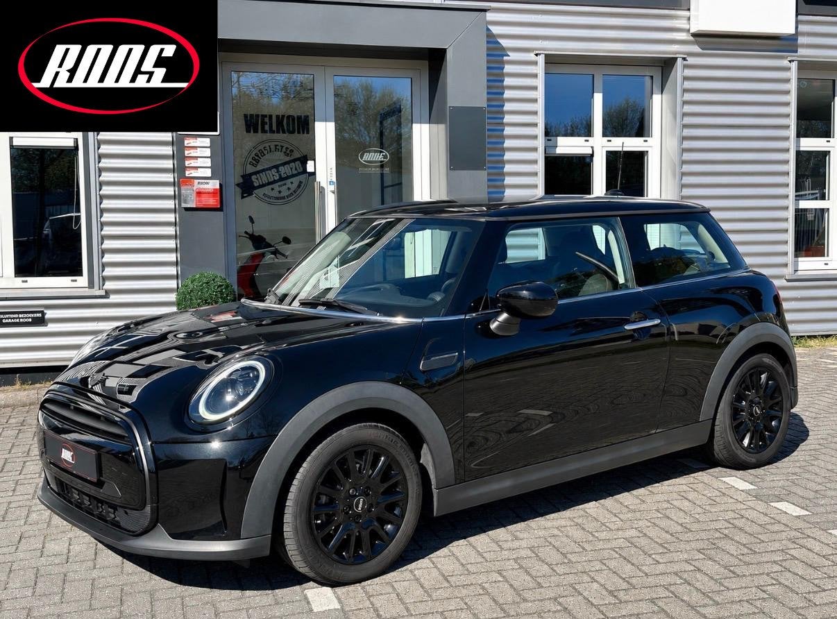 MINI Cooper 1.5 Essential Navi proff | Apple Carplay