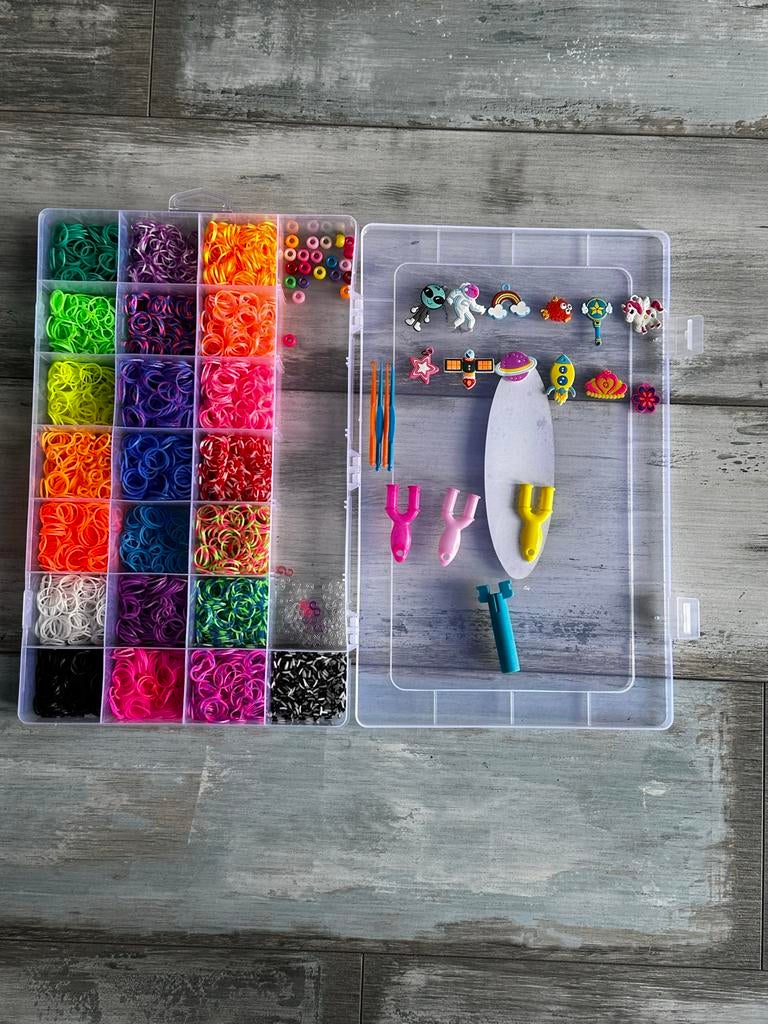 Grote Loom Bands set met accessoires en opbergdoos, Ophalen of Verzenden, Zo goed als nieuw, Overige typen