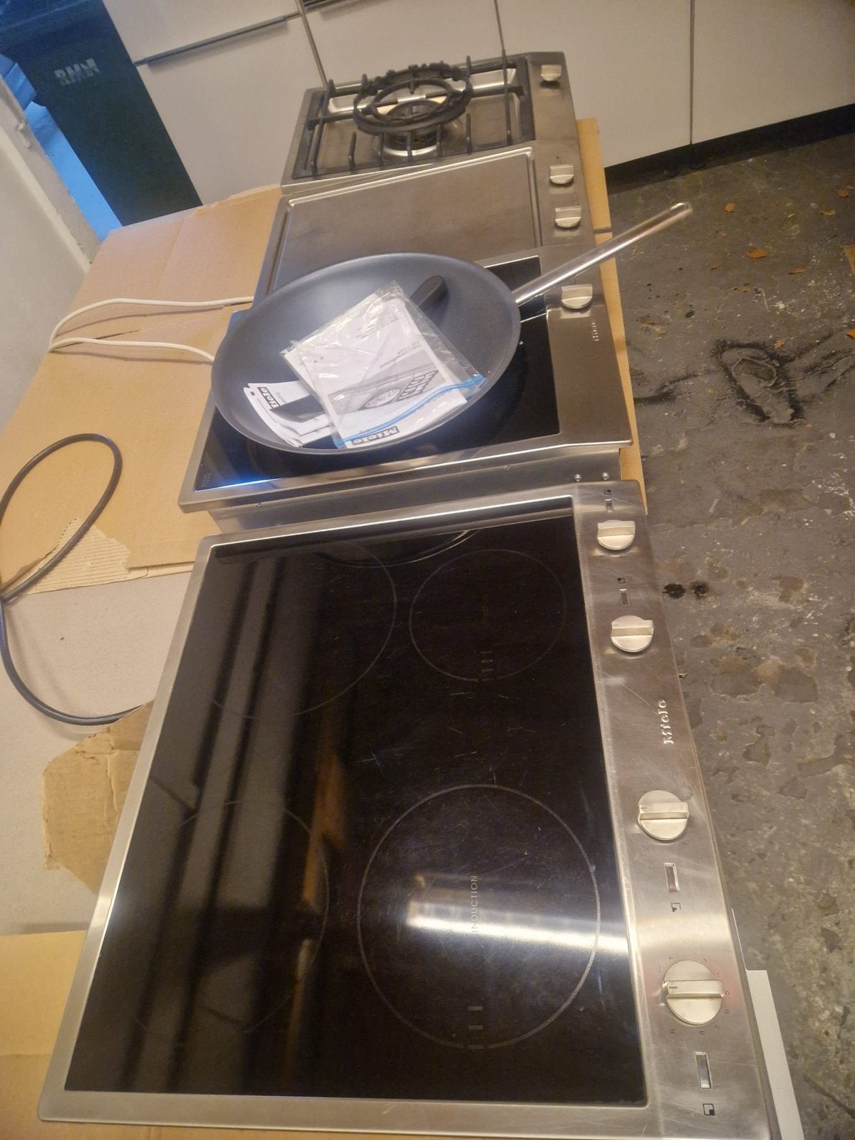 MIELE DOMINO KOOKPLATEN, Witgoed en Apparatuur, Ophalen, Gebruikt, Energieklasse A of zuiniger, Inbouw