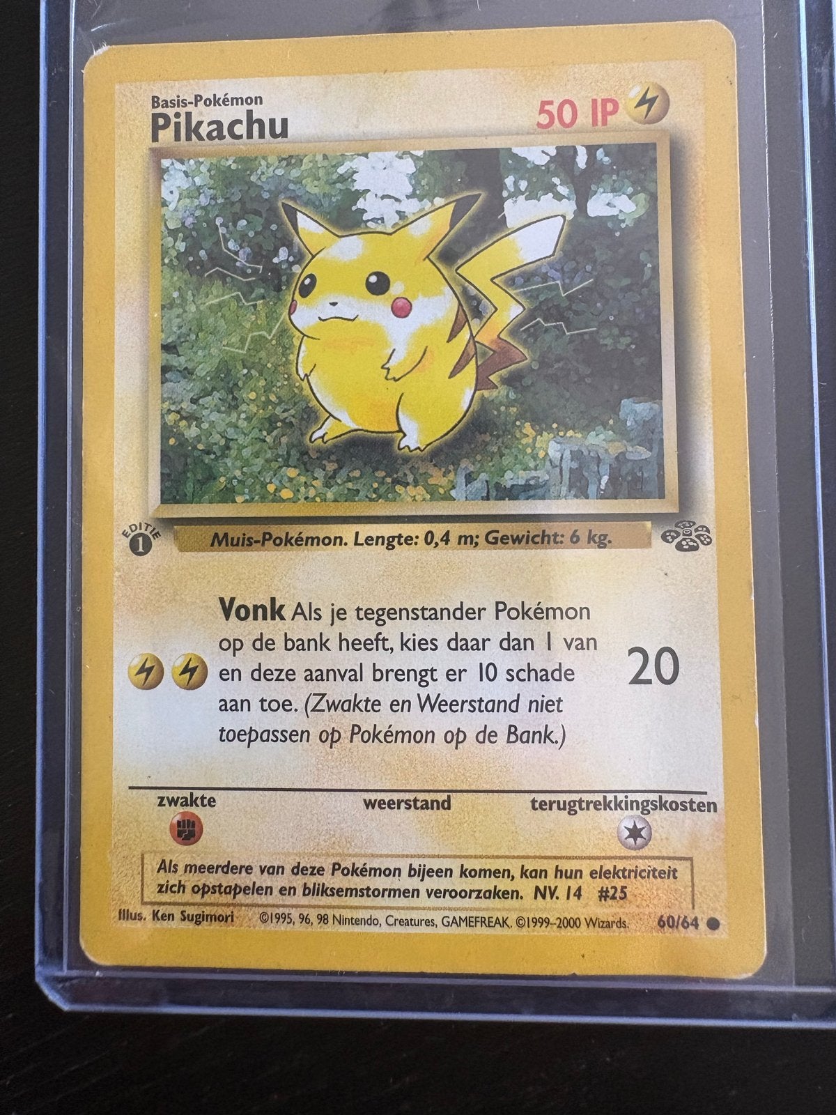 Pikachu 1e editie Pokémon Kaart - Originele Uitgave, Hobby en Vrije tijd, Verzamelkaartspellen | Pokémon, Ophalen of Verzenden
