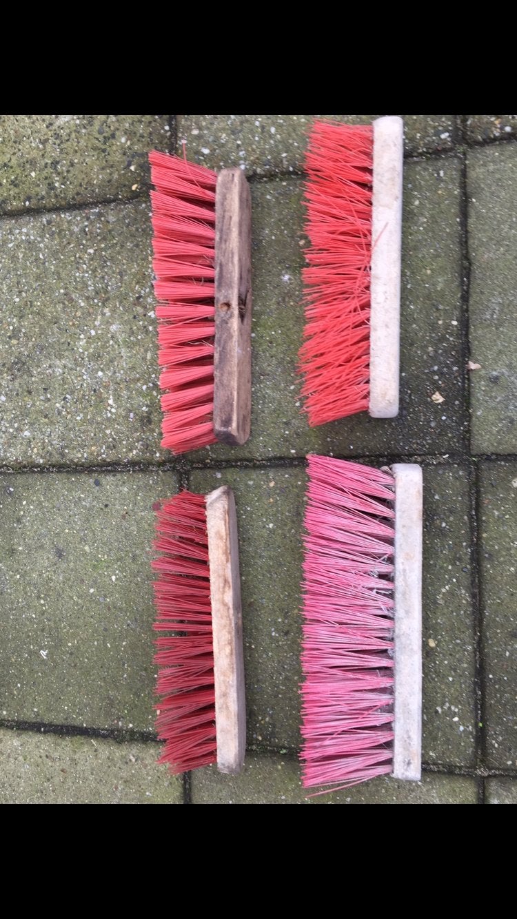 Bezem zonder steel(4 stuks), Ophalen of Verzenden, Zo goed als nieuw, Bezem