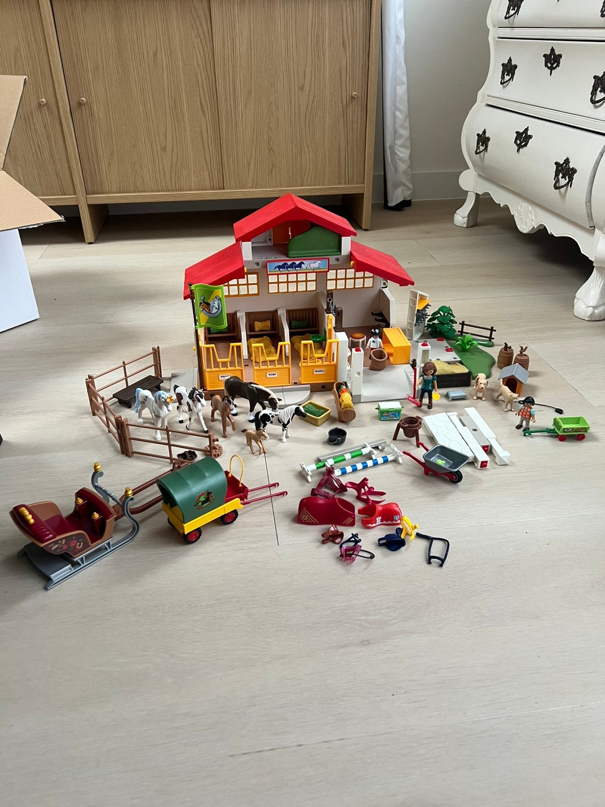 Playmobil manege, Ophalen, Zo goed als nieuw