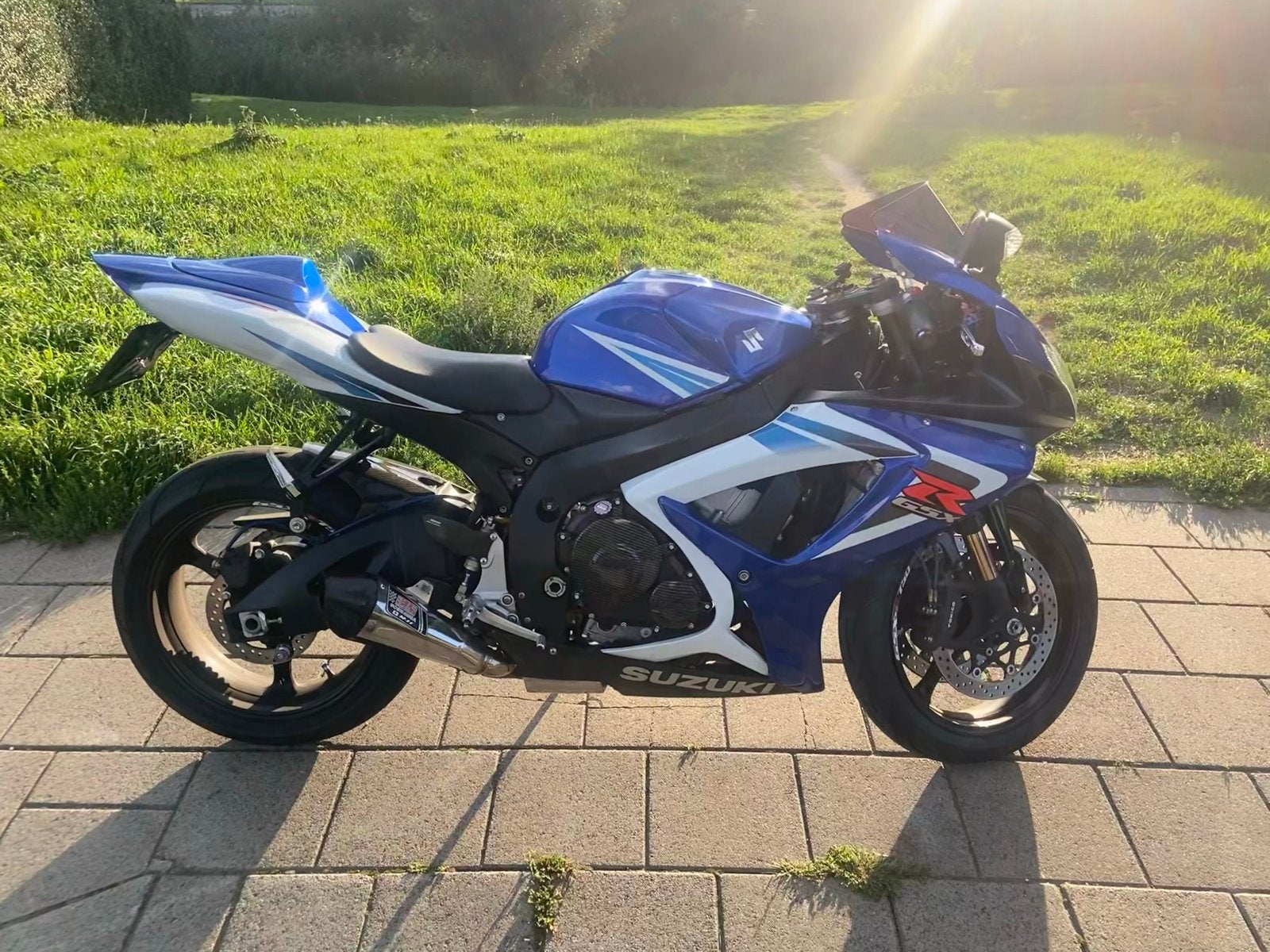 Suzuki GSX-R 750 - Nette staat, nieuwe banden, Particulier, Gebruikt, Super Sport