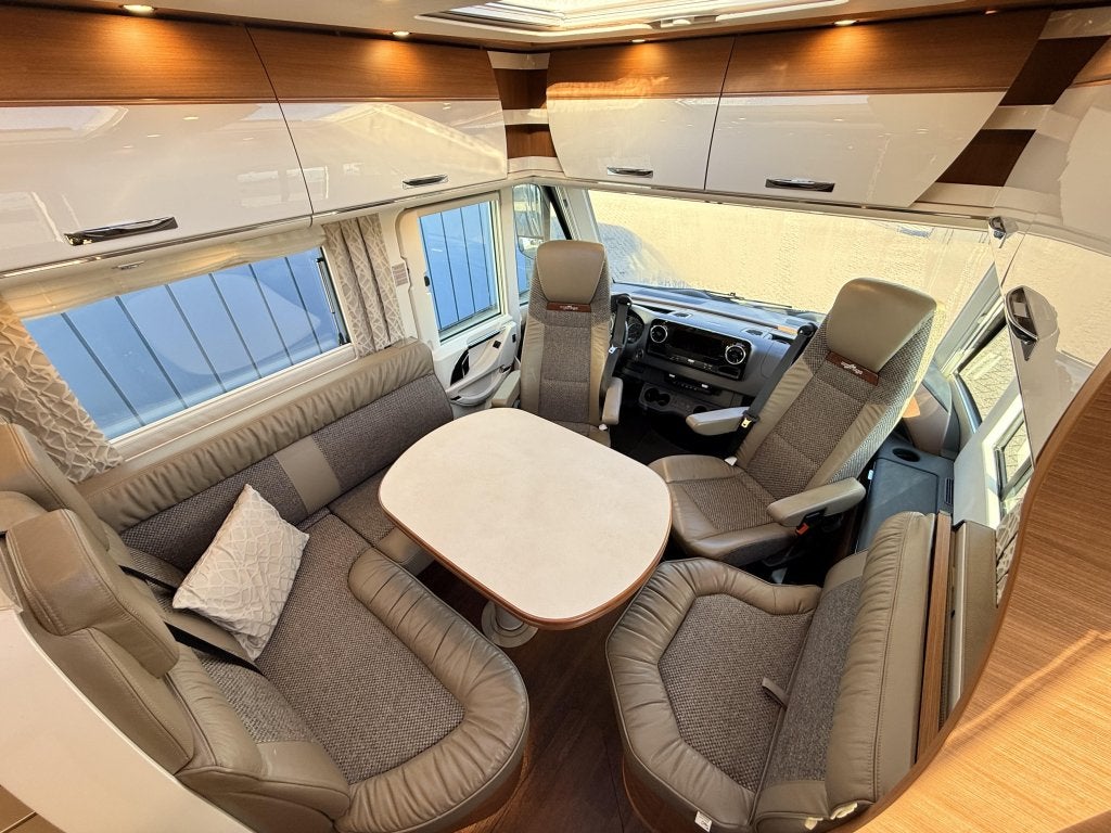 Carthago Chic-C-Line 4.9 LE L, Caravans en Kamperen, Automaat, Ringverwarming, Boiler, Bedrijf