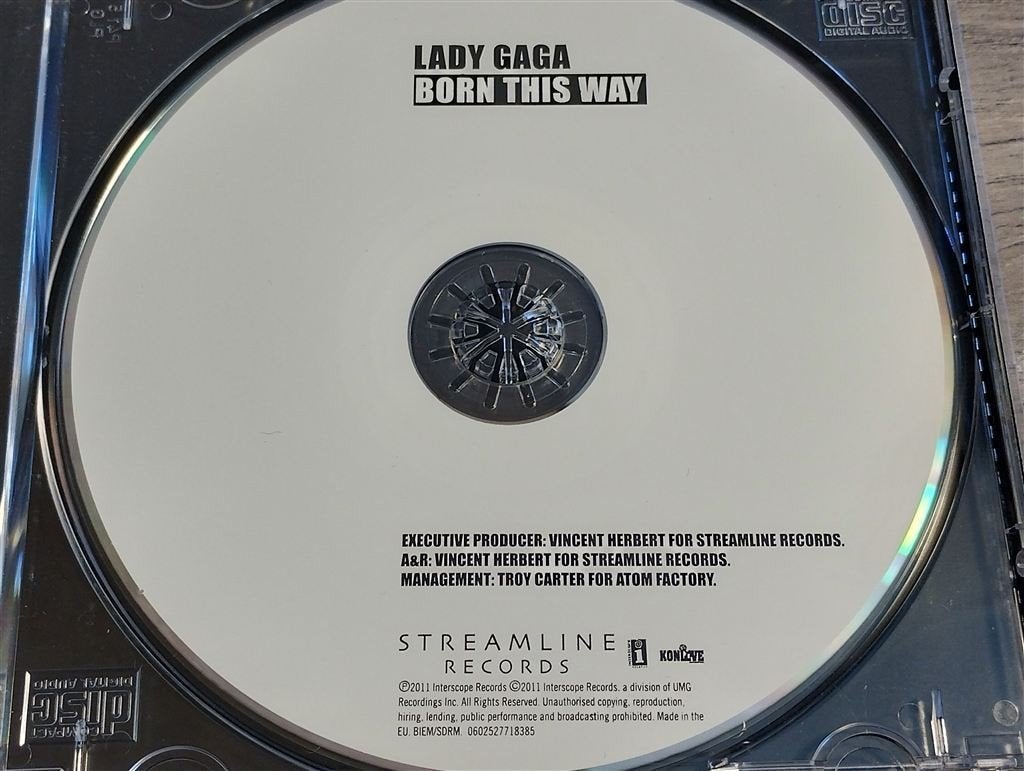 Lady Gaga - Born This Way, Ophalen of Verzenden, Zo goed als nieuw