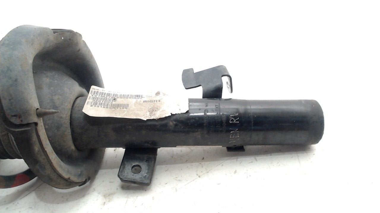 Veerpoot rechts voor Volvo V40, Auto-onderdelen, Onderdelen@venauto.nl, Van der Ven Autorecycling B.V., Gebruikt, Ettenseweg 76, 4706 PB Roosendaal, The Netherlands