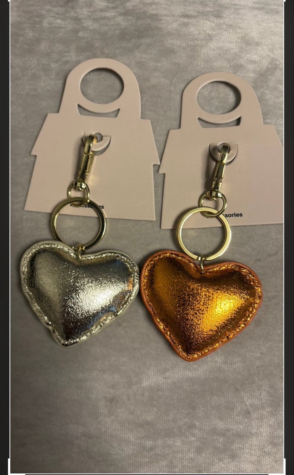 Sleutelhangers hartjes goud en zilver, Verzenden, Nieuw, Overige typen