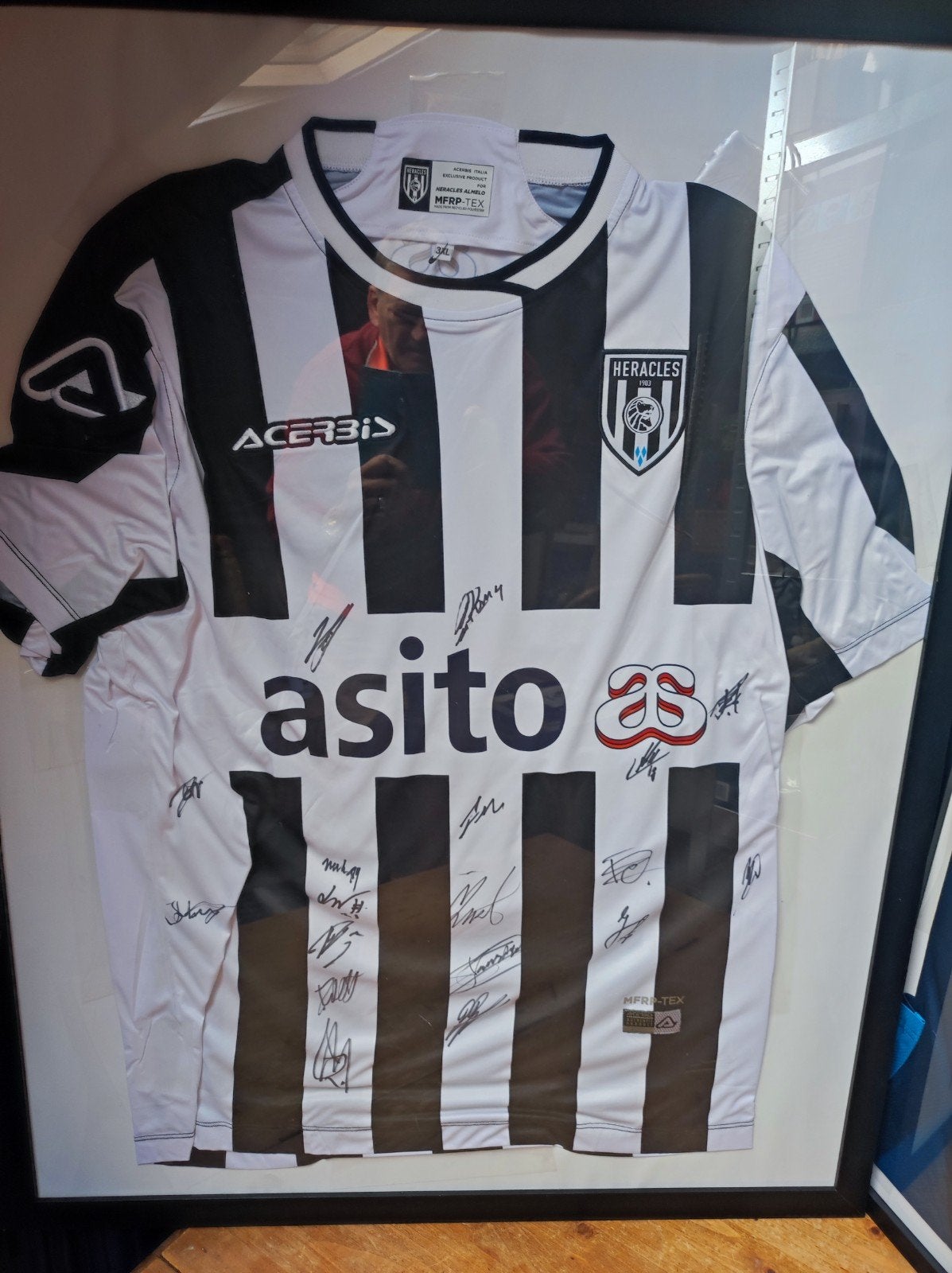 Heracles Almelo Gesigneerde Shirts - Unieke Collectie, Maat XL, Ophalen, Zo goed als nieuw, Shirt