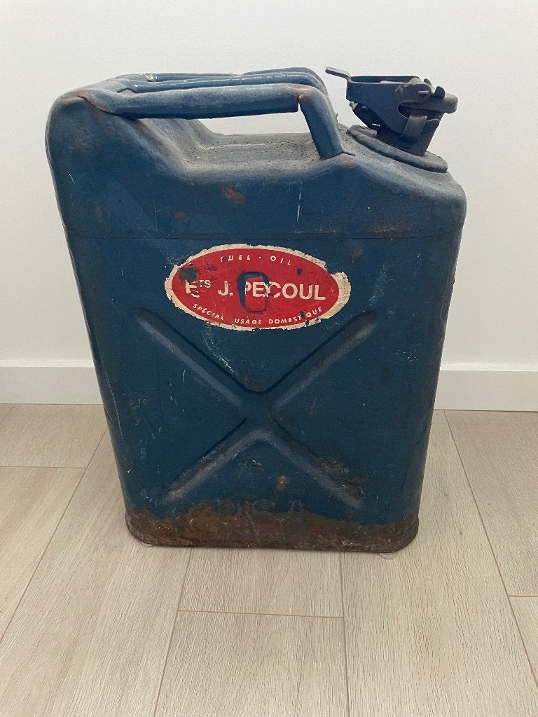 Vintage jerrycan, Ophalen